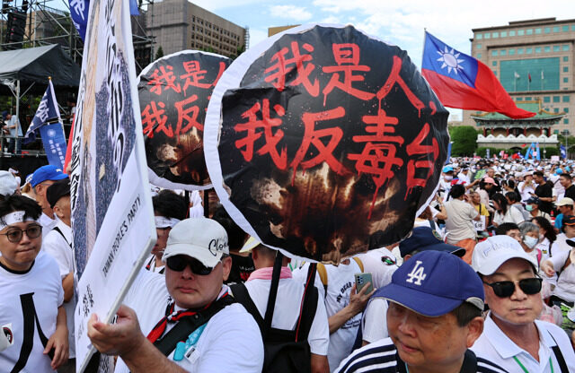 台灣新聞通訊社-經部喊「台糖是乖寶寶」謝寒冰不忍了諷：難怪現在政府充斥鳥官
